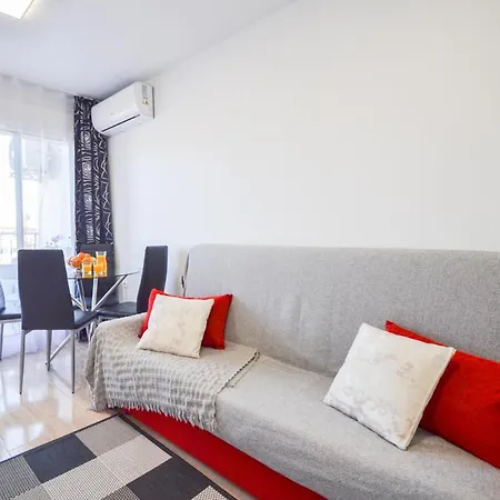 Schoene Mit Pool , Wi-fi Und Privat Garage * 또레비에하