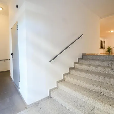 아파트 Schoene Mit Pool , Wi-fi Und Privat Garage 또레비에하