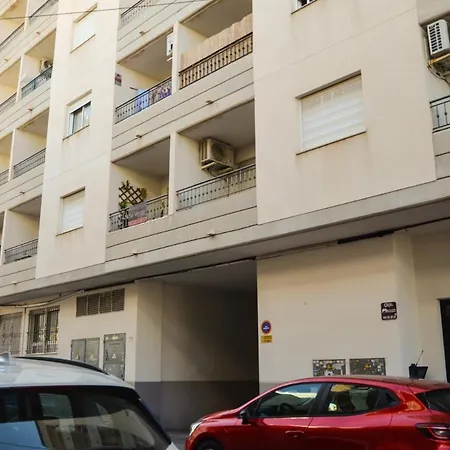 아파트 Schoene Mit Pool , Wi-fi Und Privat Garage 또레비에하